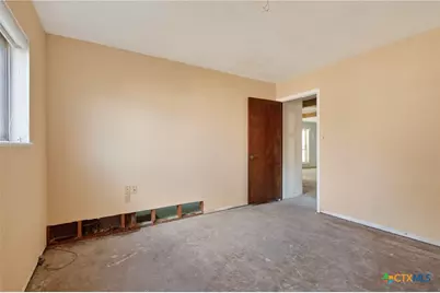 1008 Virgina Street, Edna, TX 77957 - Photo 9