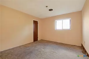 1008 Virgina St, Edna, TX 77957 - Photo 7