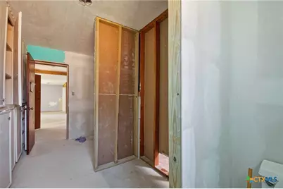 1008 Virgina Street, Edna, TX 77957 - Photo 11