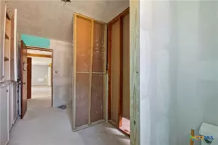1008 Virgina St, Edna, TX 77957 - Photo 11