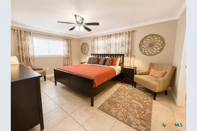 730 E Mather Street #L-203, New Braunfels, TX 78130 - Photo 5