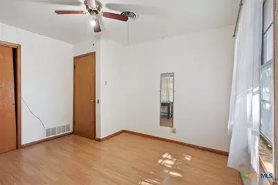 106 N 1st Street, Little River Academy, TX 76554 - Photo 13