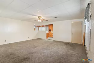 106 N 1st St, Little River Academy, TX 76554 - Photo 5