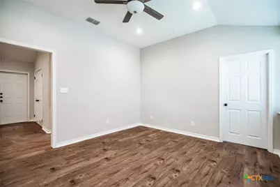 801 & 803 S Main Street, Victoria, TX 77901 - Photo 3