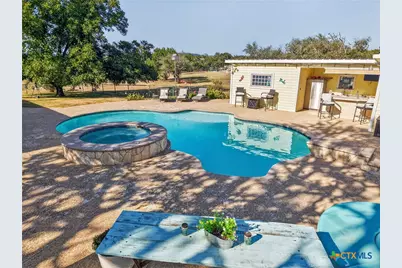 3320 Privilege Creek Road, Pipe Creek, TX 78063 - Photo 7