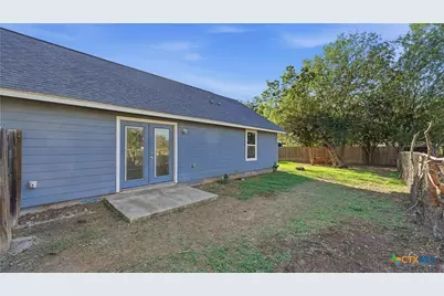 815 Fourth Street, Seguin, TX 78155 - Photo 29