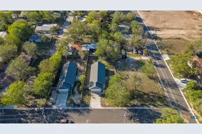 815 Fourth Street, Seguin, TX 78155 - Photo 35