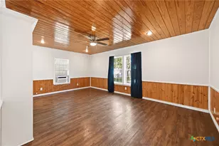 312 Gerald Dr, Blanco, TX 78606 - Photo 13