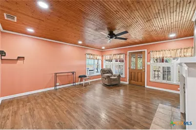 312 Gerald Drive, Blanco, TX 78606 - Photo 5