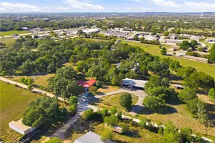 312 Gerald Dr, Blanco, TX 78606 - Photo 41