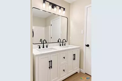 504 E Xavier Avenue, Temple, TX 76501 - Photo 5