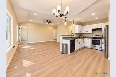 504 E Xavier Avenue, Temple, TX 76501 - Photo 3