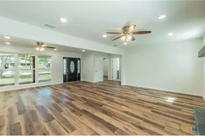3901 Lark Trail, Temple, TX 76502 - Photo 3