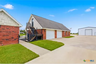 467 Burkhart Road, Victoria, TX 77905 - Photo 35