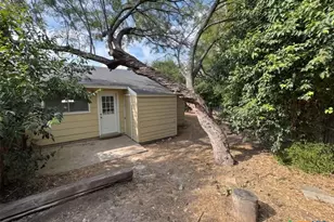 128 Coers Cir, San Marcos, TX 78666 - Photo 13