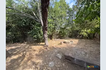 128 Coers Circle #B, San Marcos, TX 78666 - Photo 11