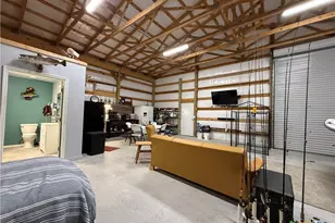 407 W Oakland Ave, Seadrift, TX 77983 - Photo 15