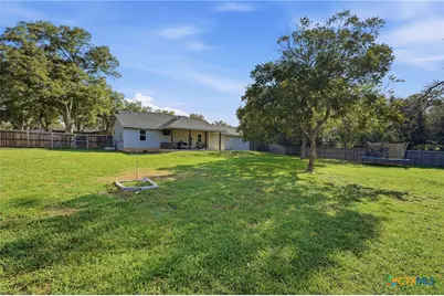922 N Avenue F, Shiner, TX 77984 - Photo 35