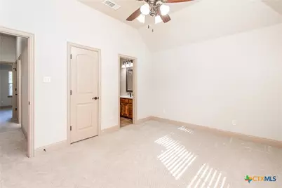 300 Eagle Landing Drive, Belton, TX 76513 - Photo 23
