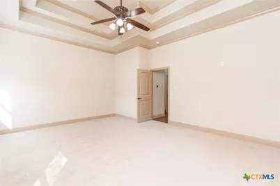 300 Eagle Landing Drive, Belton, TX 76513 - Photo 11