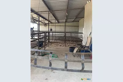 1126 County Road 176, Hallettsville, TX 77964 - Photo 25