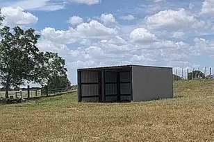 1126 Co Rd 176, Hallettsville, TX 77964 - Photo 25