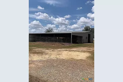 1126 County Road 176, Hallettsville, TX 77964 - Photo 23