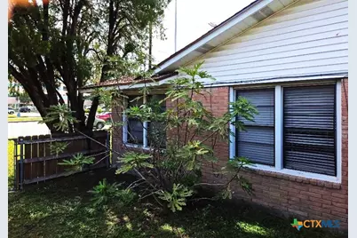 2508 Sam Houston Drive, Victoria, TX 77901 - Photo 7