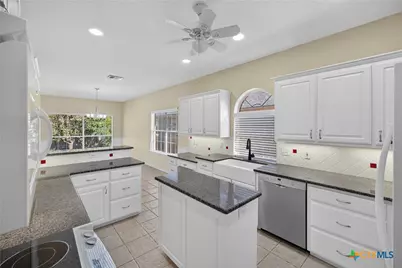 2750 Morning Star, New Braunfels, TX 78132 - Photo 5