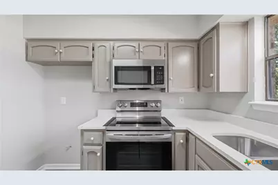 1314 S Mesquite Avenue, New Braunfels, TX 78130 - Photo 21