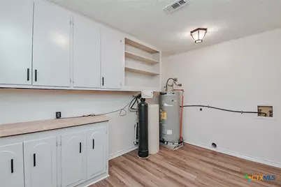 205 King Arthur Street, Victoria, TX 77904 - Photo 31