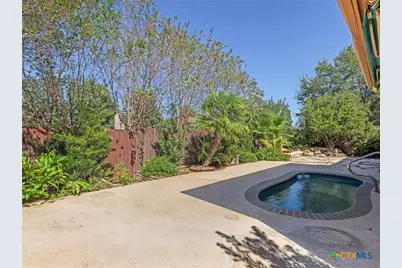 2654 Fairwood Drive, New Braunfels, TX 78132 - Photo 33