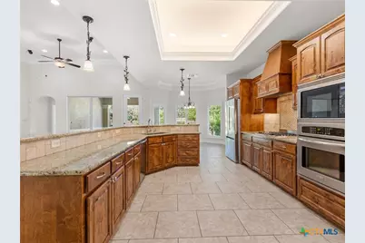 2654 Fairwood Drive, New Braunfels, TX 78132 - Photo 17