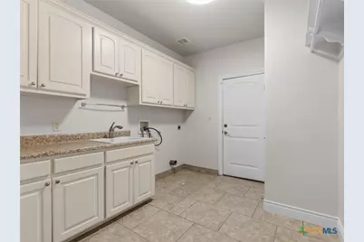 2654 Fairwood Drive, New Braunfels, TX 78132 - Photo 31