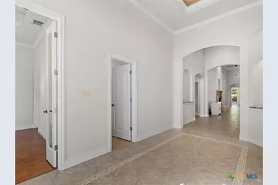 2654 Fairwood Drive, New Braunfels, TX 78132 - Photo 5