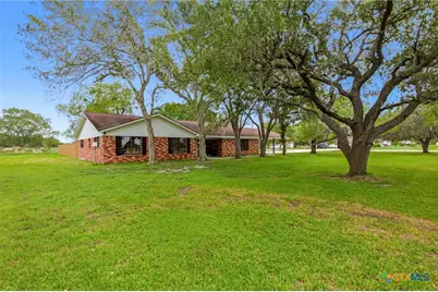 30 Sunrise Lane, Victoria, TX 77905 - Photo 31