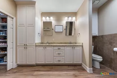 2888 County Road 136, Kenedy, TX 78119 - Photo 29