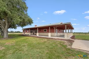 2888 County Rd 136, Kenedy, TX 78119 - Photo 5