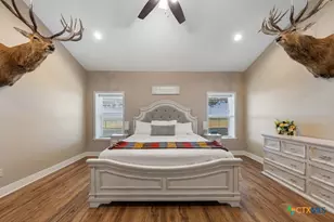 2888 County Rd 136, Kenedy, TX 78119 - Photo 27
