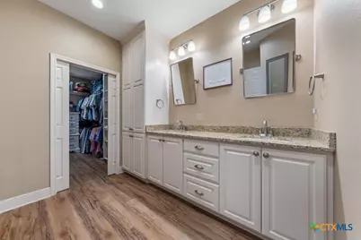 2888 County Road 136, Kenedy, TX 78119 - Photo 31