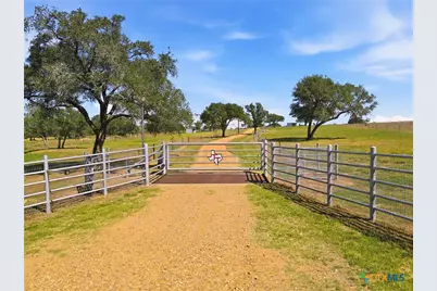 000 Kaiser Adams Road, Yoakum, TX 77995 - Photo 45