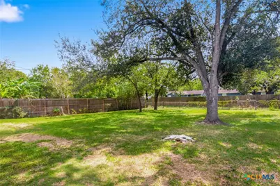 1109 E Polk Avenue, Victoria, TX 77901 - Photo 17