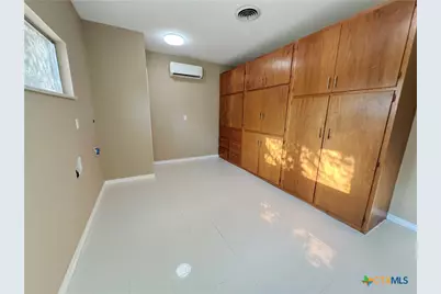 204 S Race Street, Lampasas, TX 76550 - Photo 27
