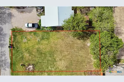 307 W Lane Ave, Manor, TX 78653 - Photo 5