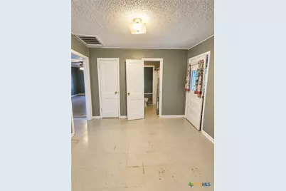 709 Mary Jane Street, Belton, TX 76513 - Photo 13