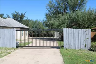 4208 Country St, Edinburg, TX 78541 - Photo 5