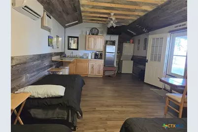 405-411 W St Louis Avenue, Seadrift, TX 77983 - Photo 11