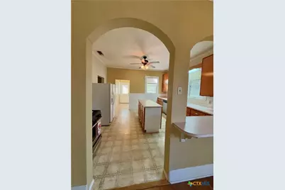 413 Fowzer Street, Taylor, TX 76574 - Photo 3