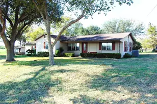 1714 Co Rd 355, Shiner, TX 77984 - Photo 1