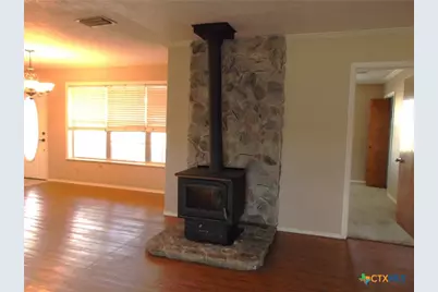 1714 County Road 355, Shiner, TX 77984 - Photo 9
